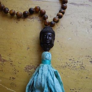 Tiger eye hand-knotted buddha necklace mala